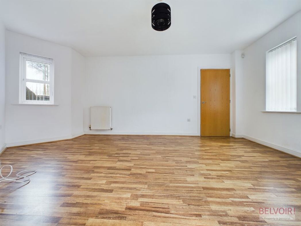 Property image 2 of 13