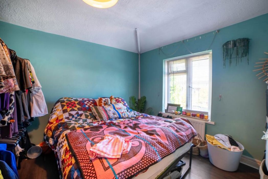 Property image 7 of 12