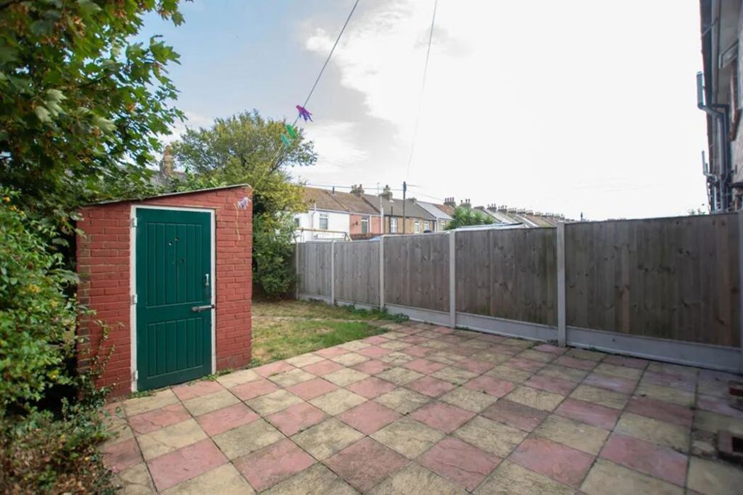 Property image 12 of 12