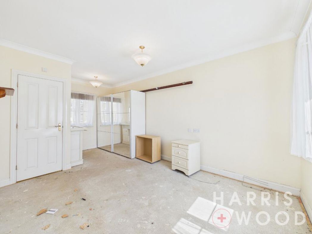 Property image 5 of 17