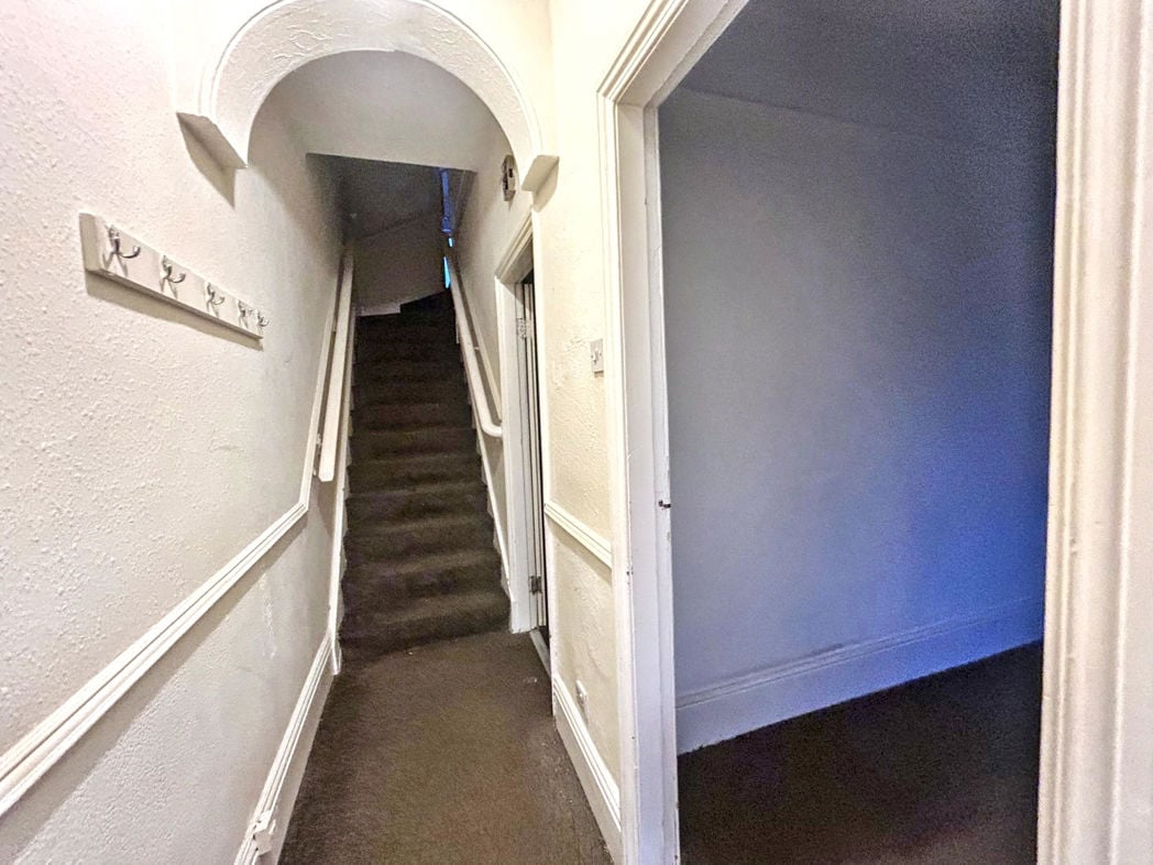 Property image 5 of 13