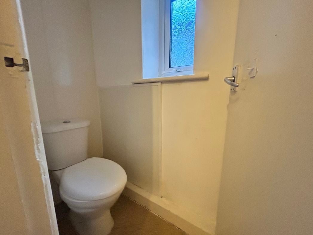 Property image 8 of 13