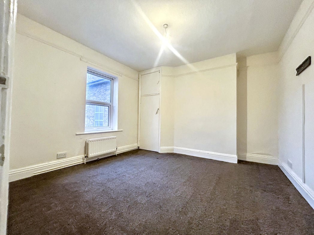Property image 11 of 13