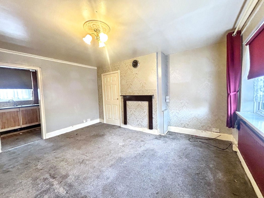 Property image 2 of 14