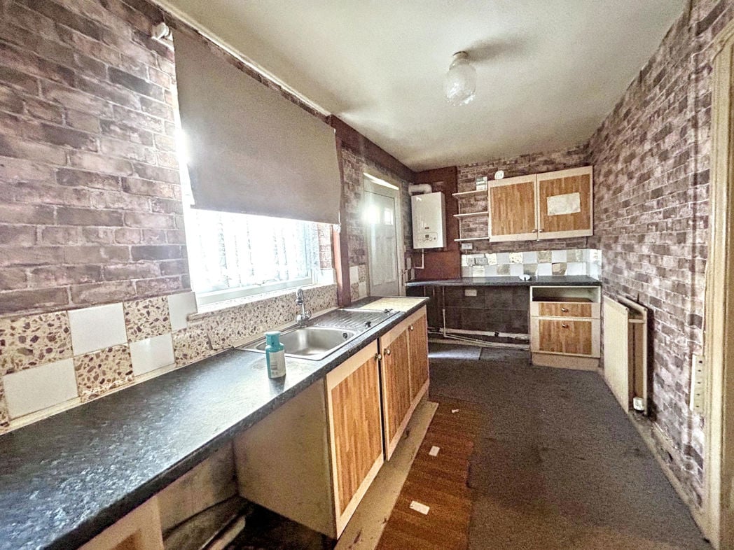 Property image 5 of 14