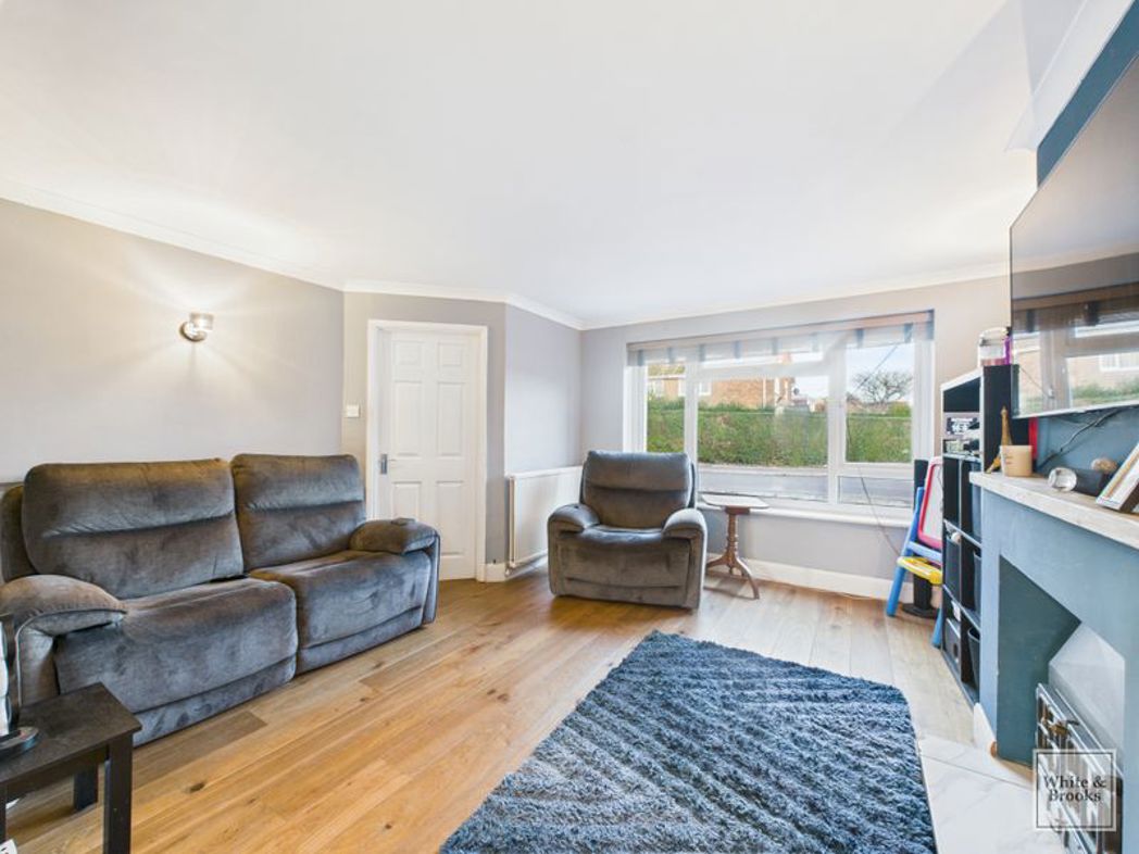 Property image 2 of 21
