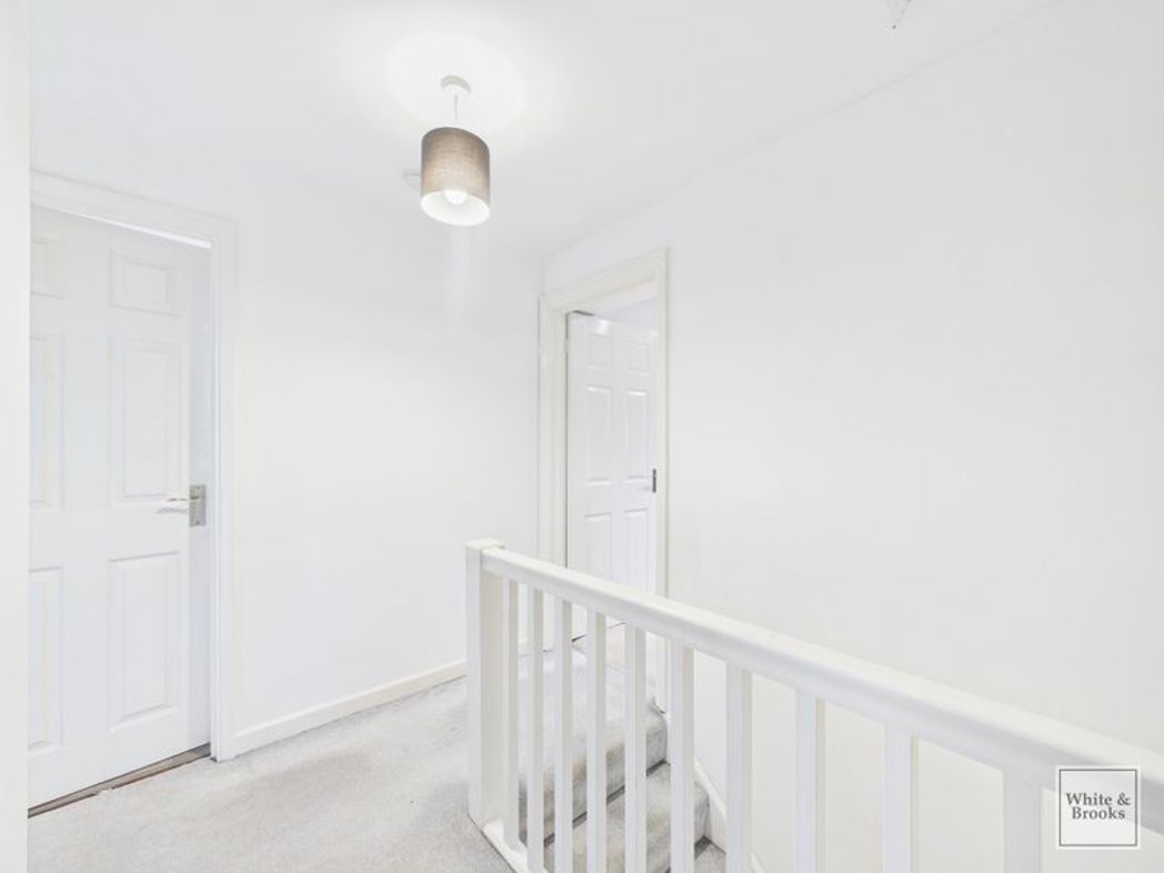 Property image 15 of 21