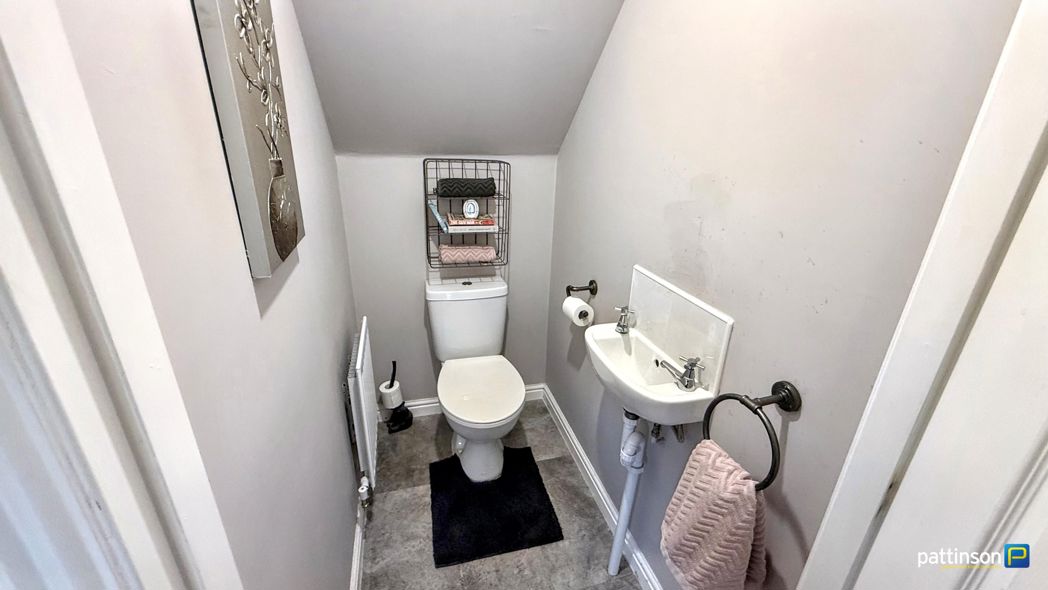 Property image 8 of 24