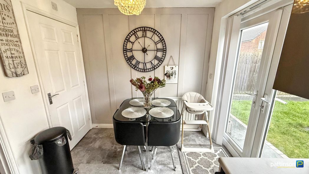 Property image 11 of 24