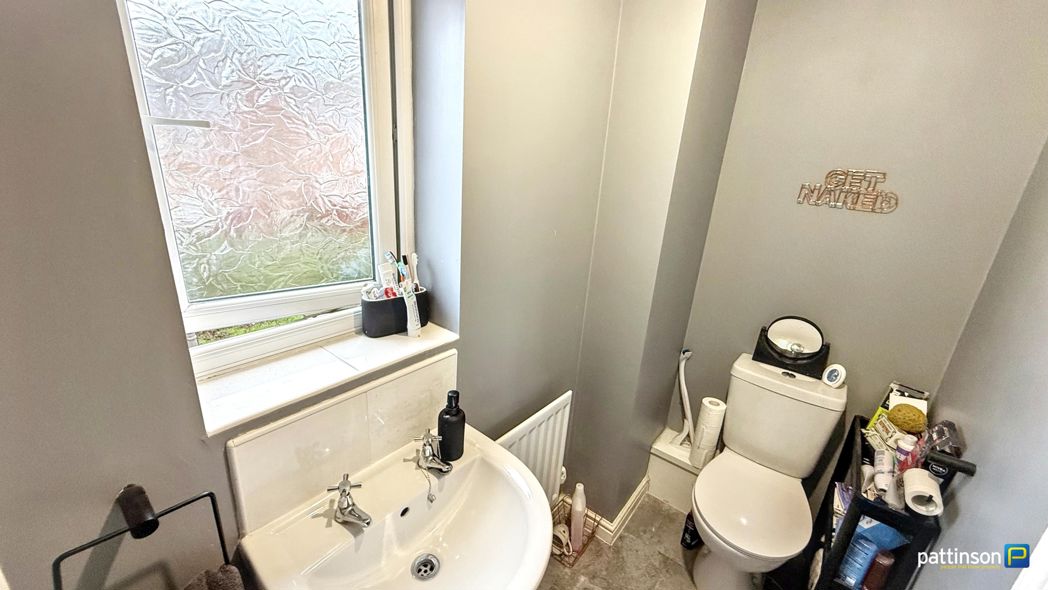 Property image 16 of 24
