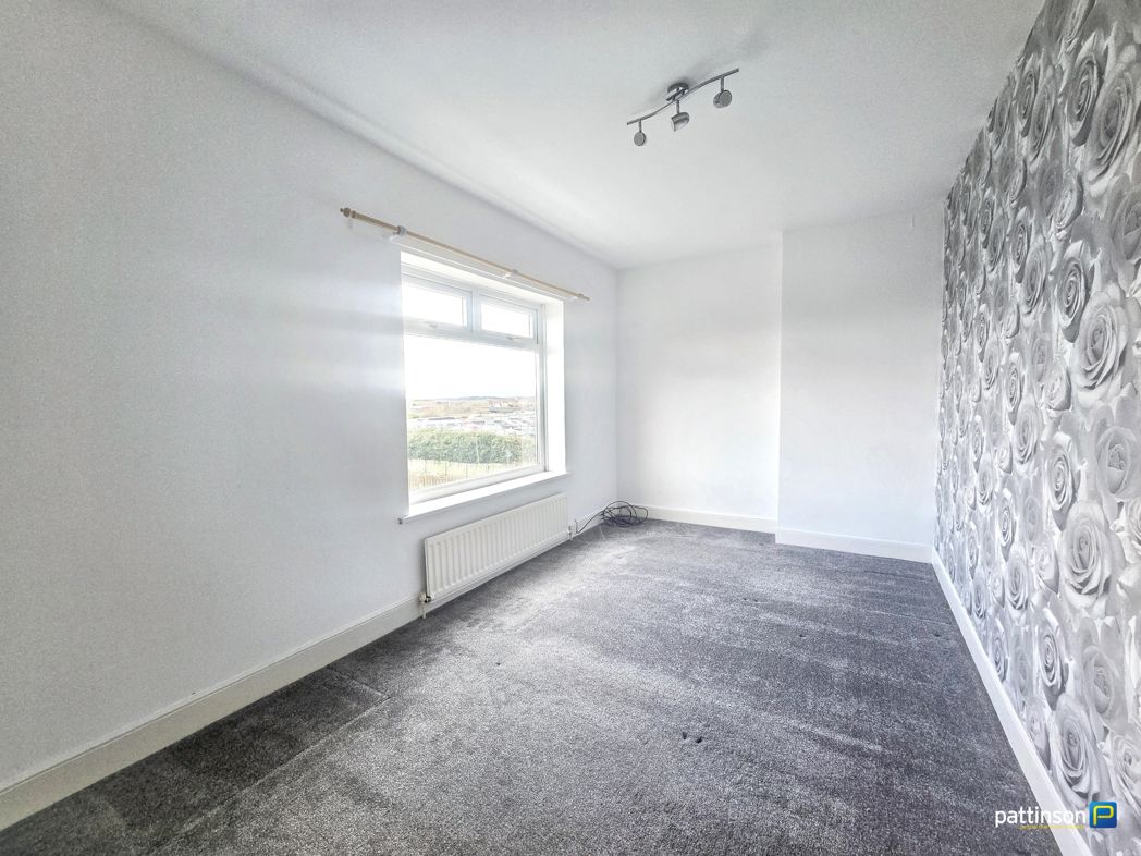 Property image 10 of 19