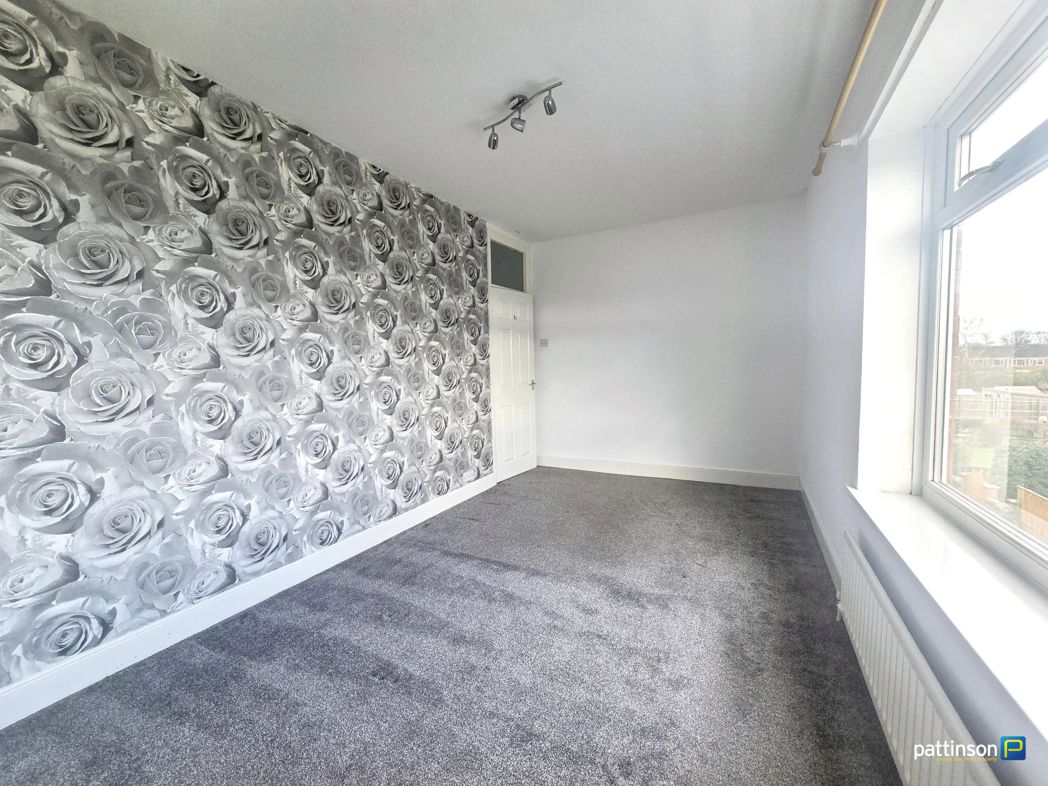 Property image 11 of 19