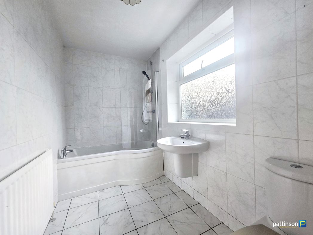 Property image 8 of 19