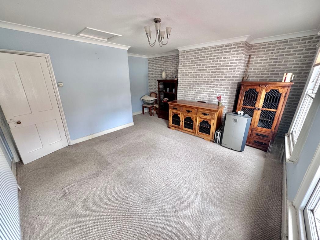 Property image 8 of 21