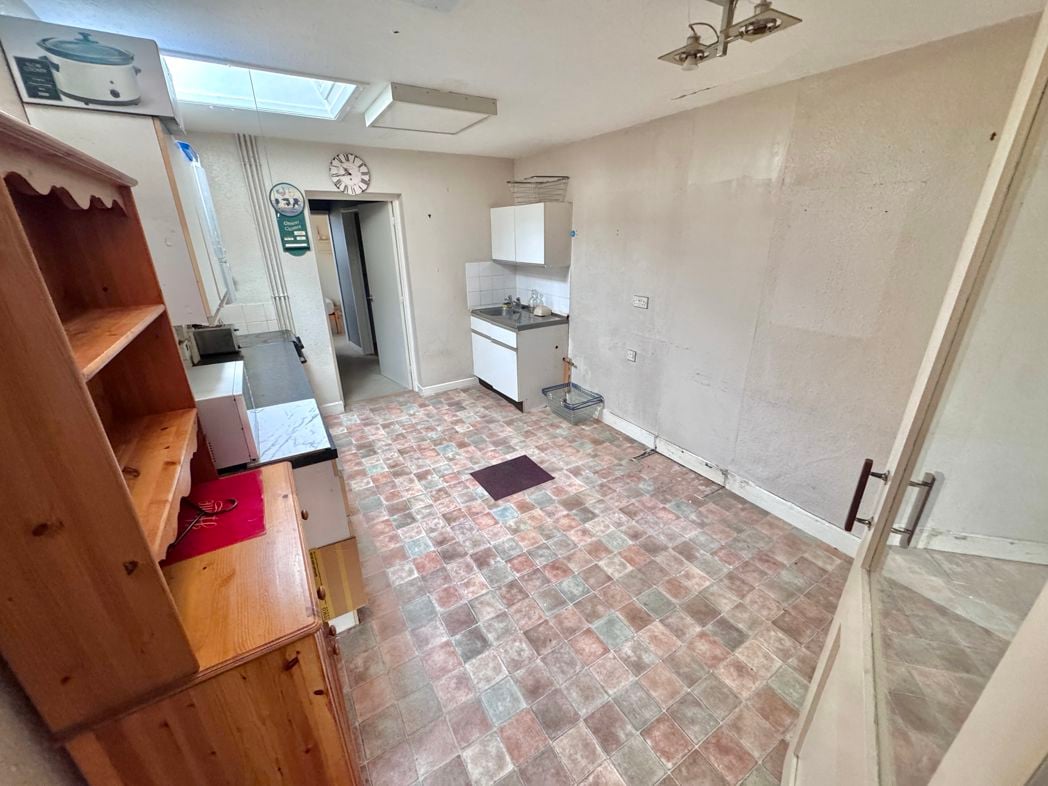 Property image 10 of 21