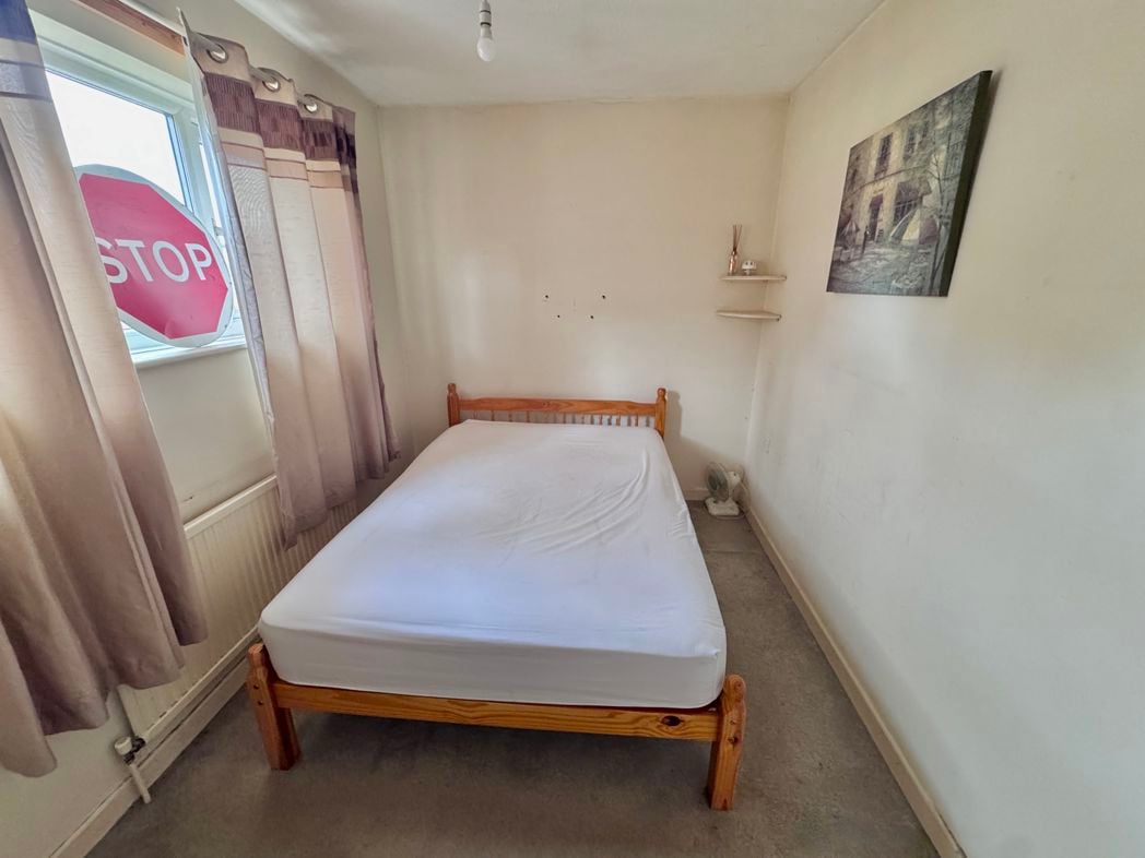 Property image 16 of 21