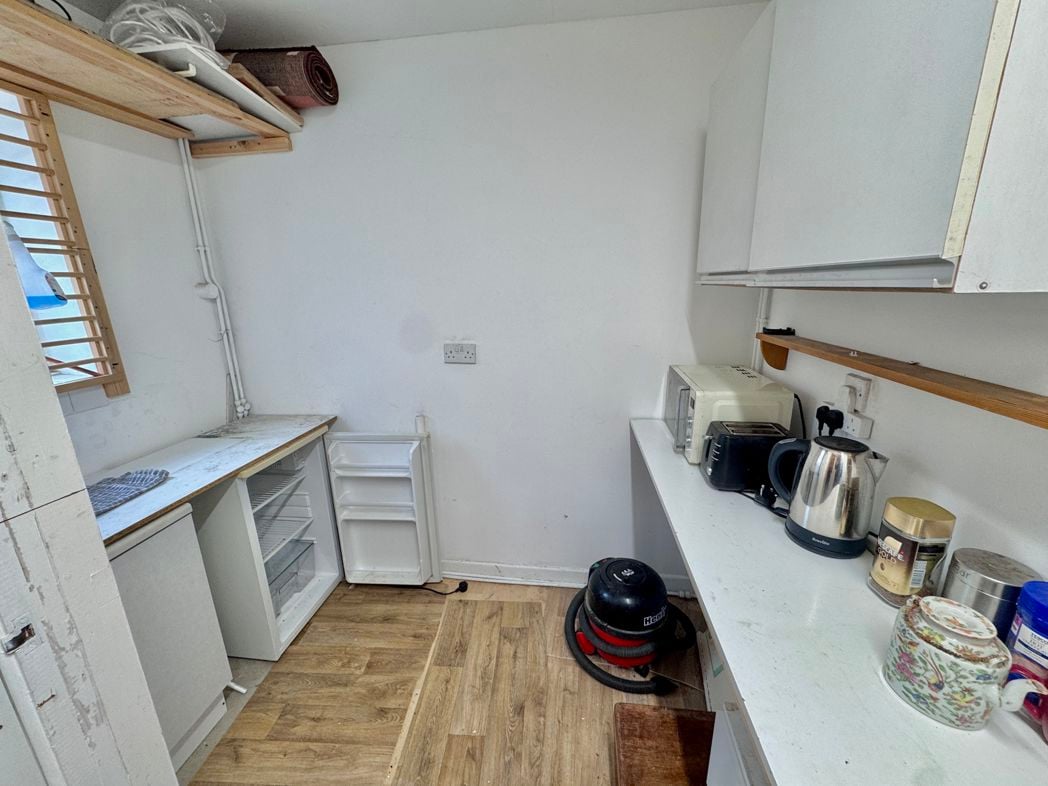 Property image 14 of 21