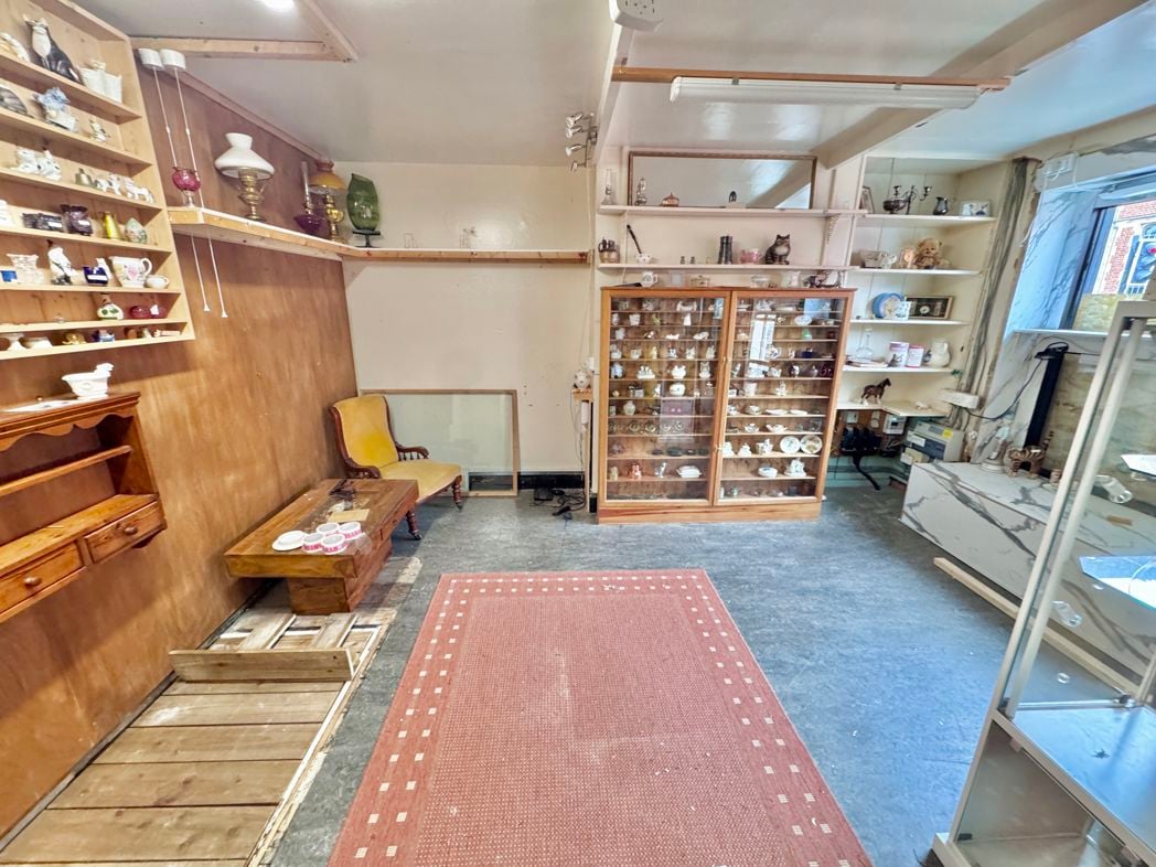 Property image 4 of 21