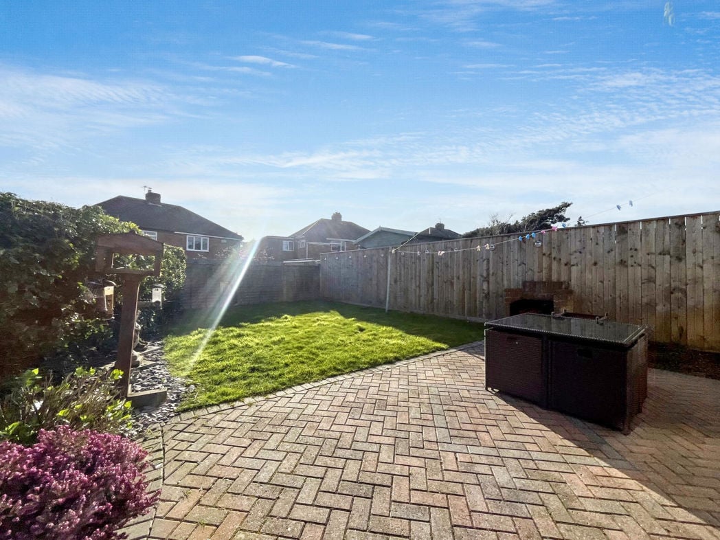 Property image 11 of 16
