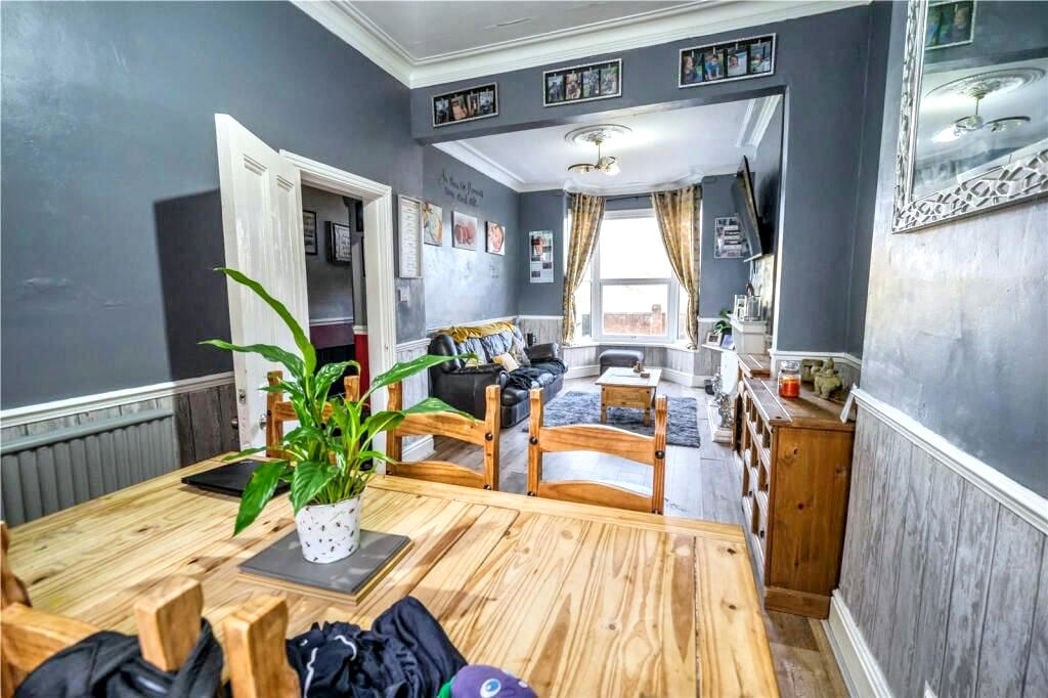 Property image 3 of 16