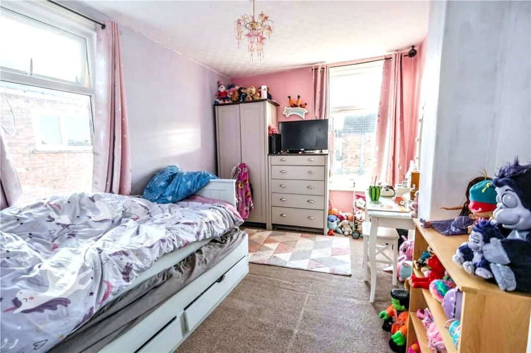Property image 12 of 16