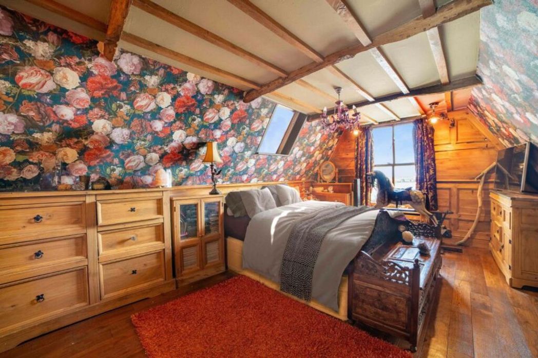 Property image 10 of 29