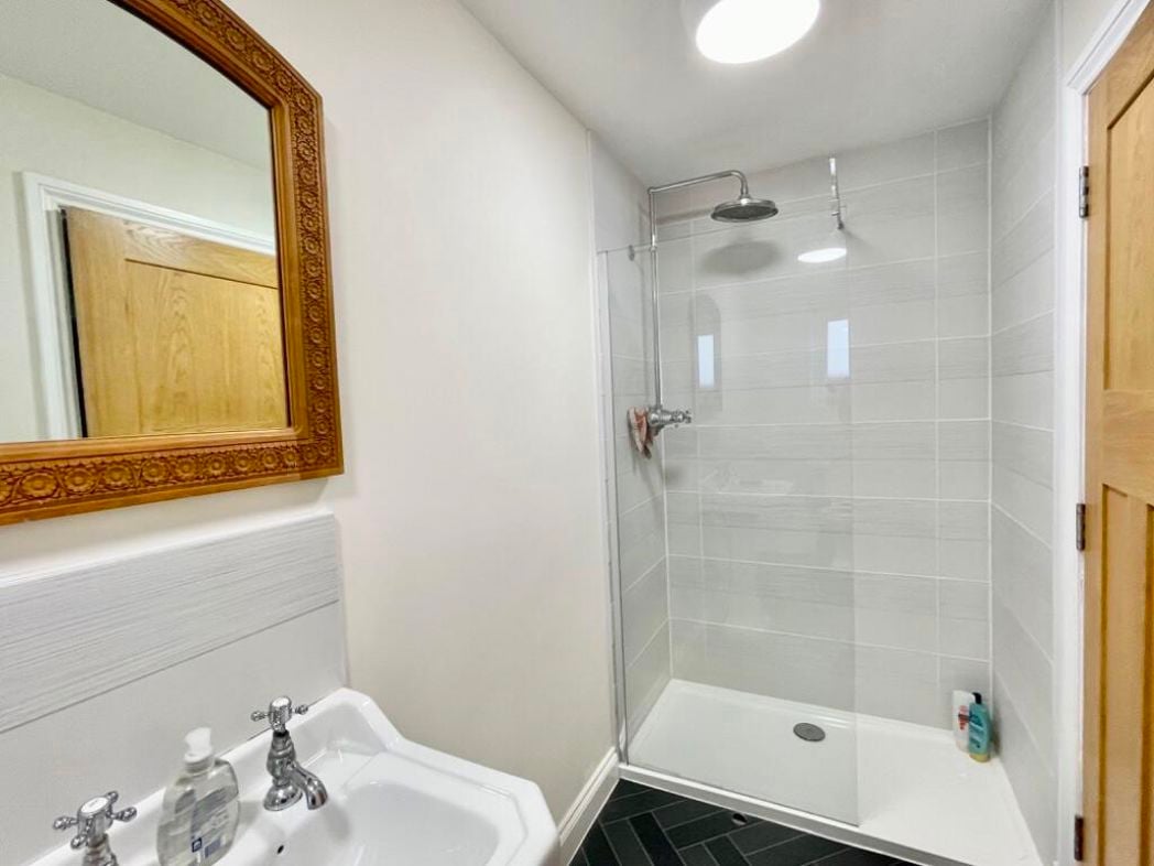 Property image 6 of 14