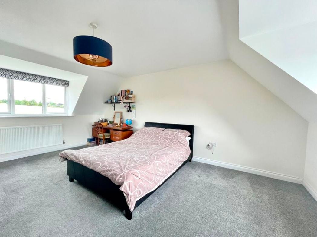 Property image 7 of 14