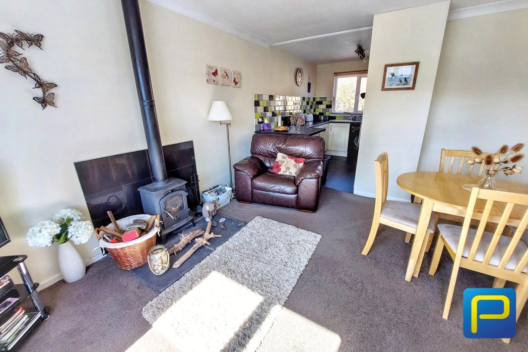 Property image 5 of 18