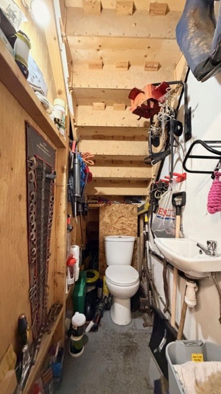 Property image 6 of 23