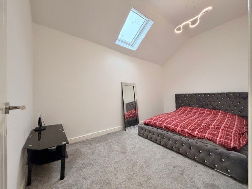 Property image 12 of 23