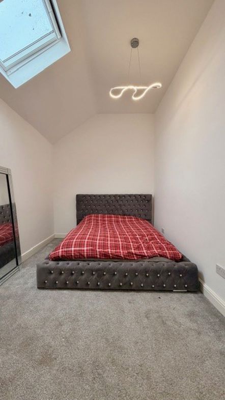 Property image 13 of 23