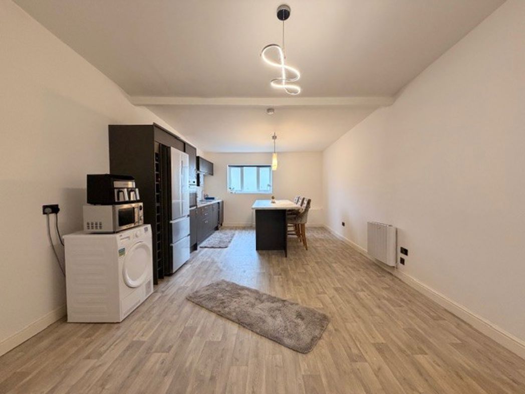 Property image 18 of 23