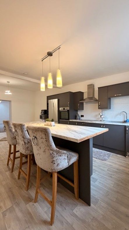 Property image 21 of 23