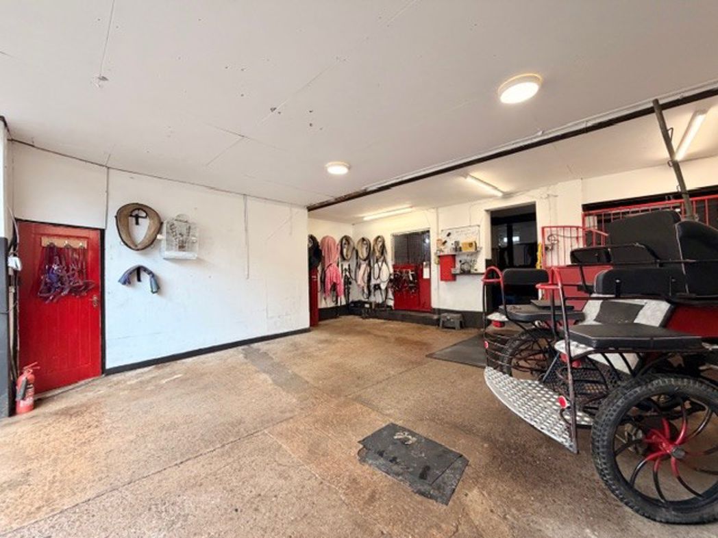 Property image 22 of 23