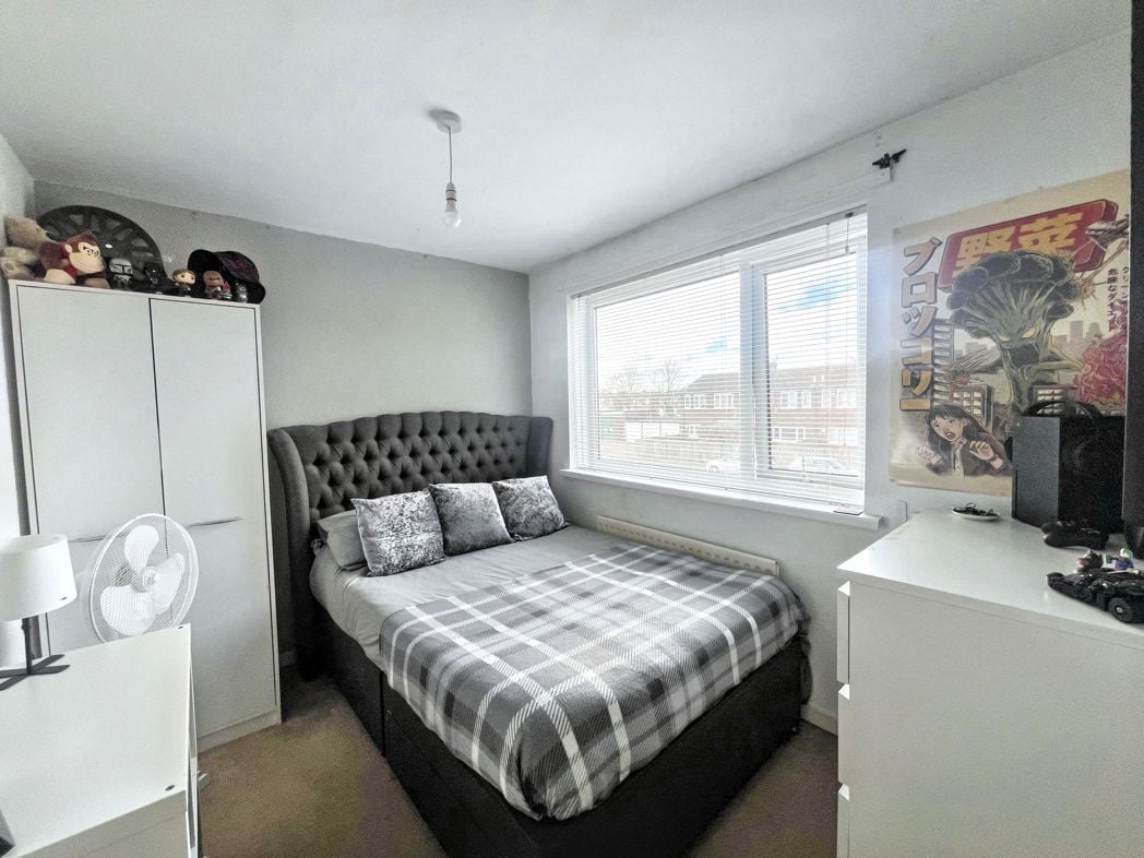 Property image 11 of 11