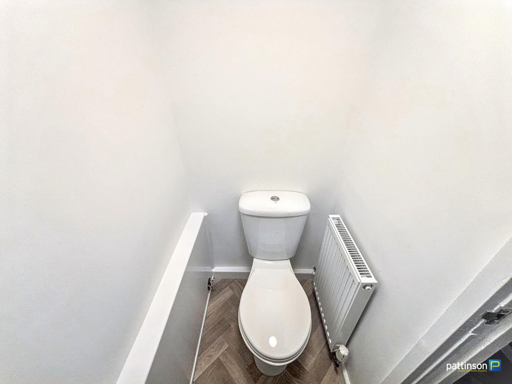 Property image 7 of 11