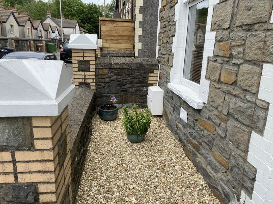 Property image 15 of 17