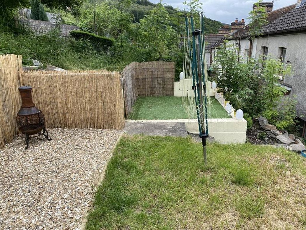 Property image 13 of 17