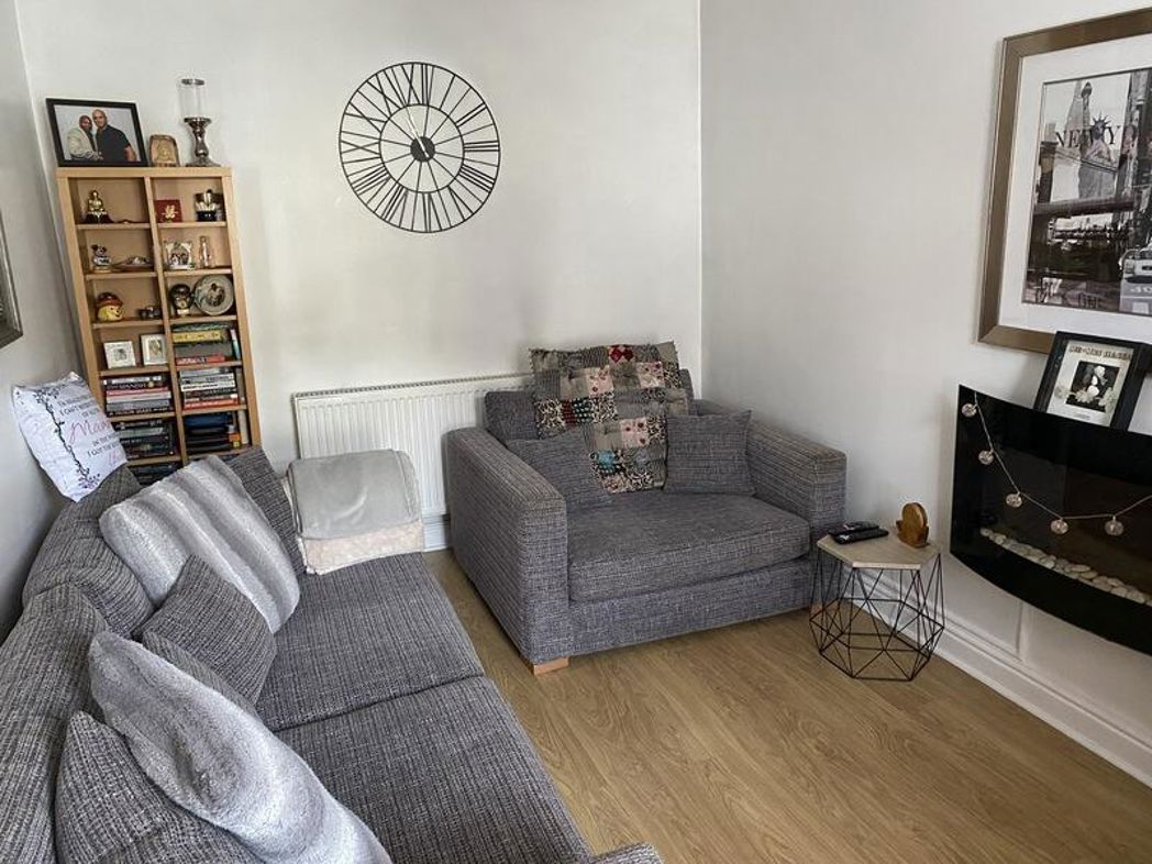 Property image 2 of 17
