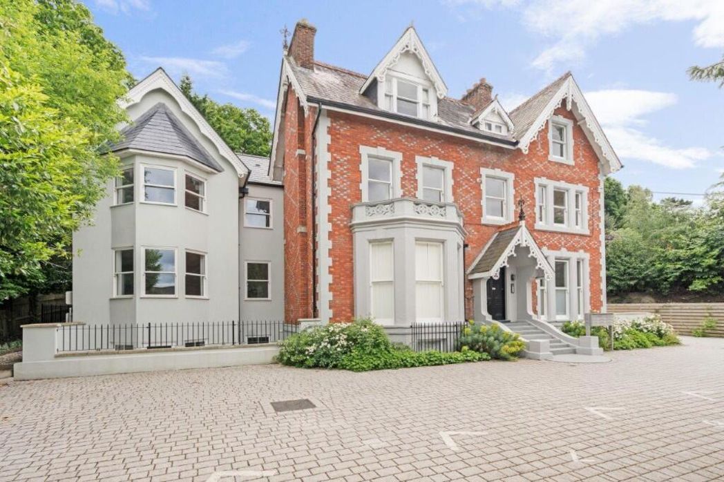 Property image 1 of 14