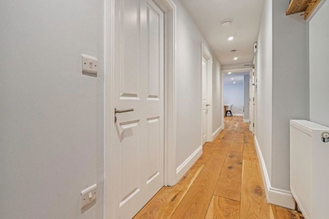 Property image 5 of 14