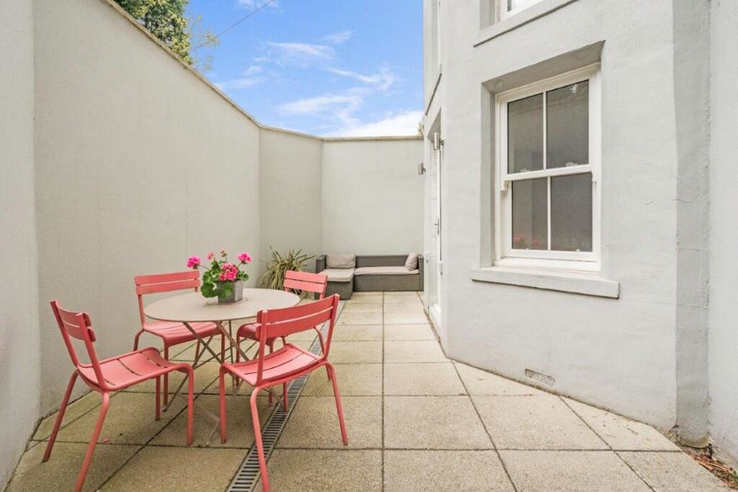 Property image 12 of 14