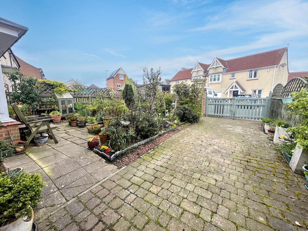 Property image 11 of 13
