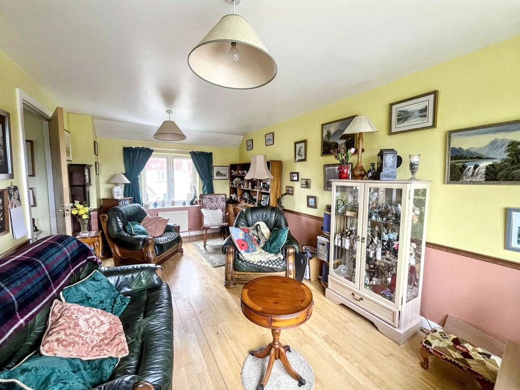 Property image 3 of 13