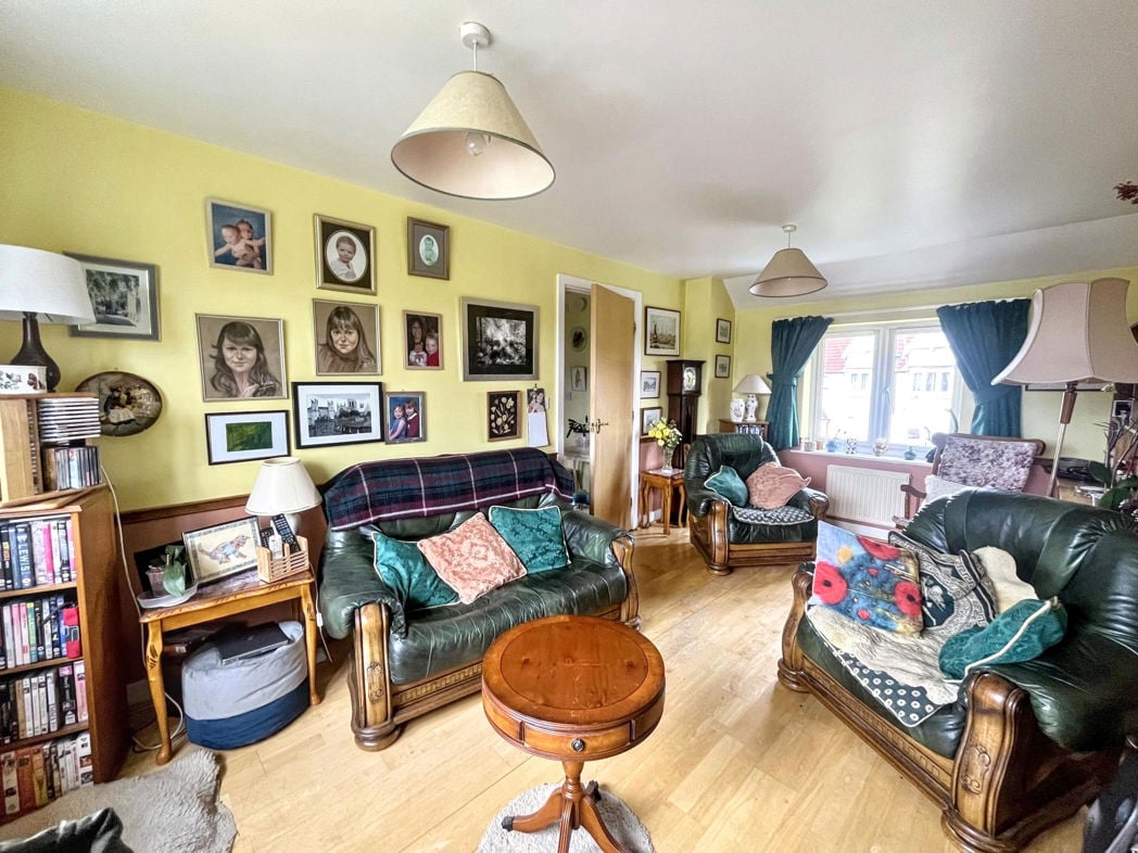 Property image 4 of 13