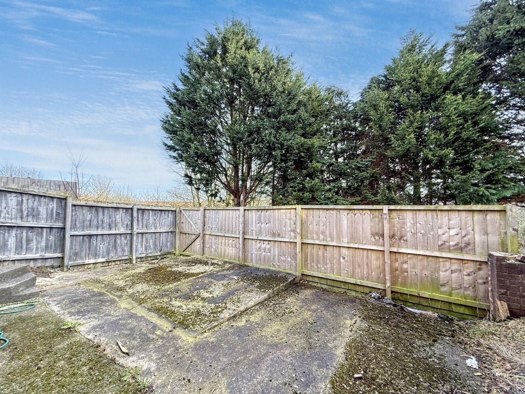 Property image 24 of 27
