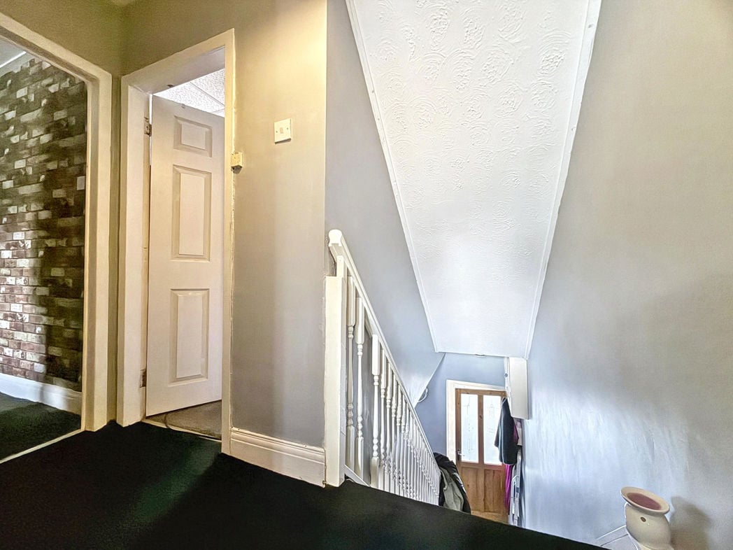 Property image 14 of 27