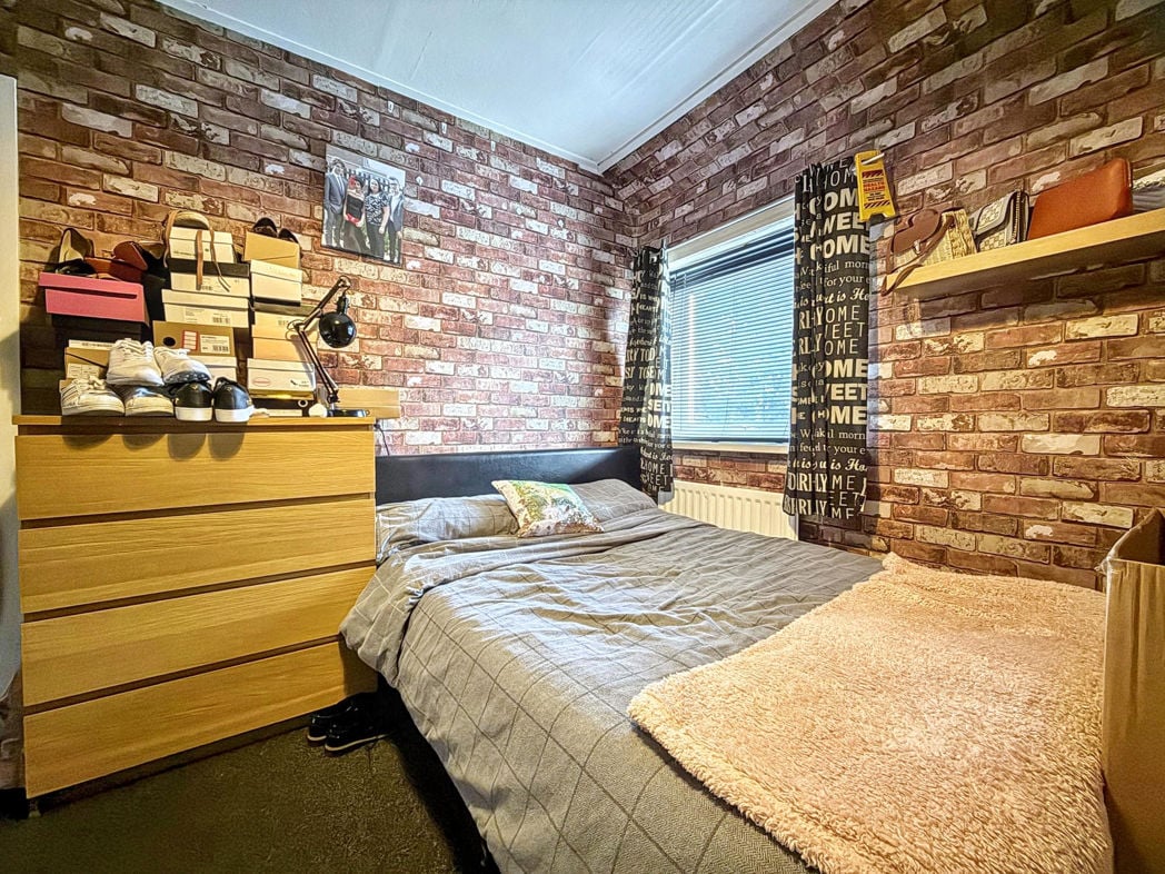 Property image 19 of 27