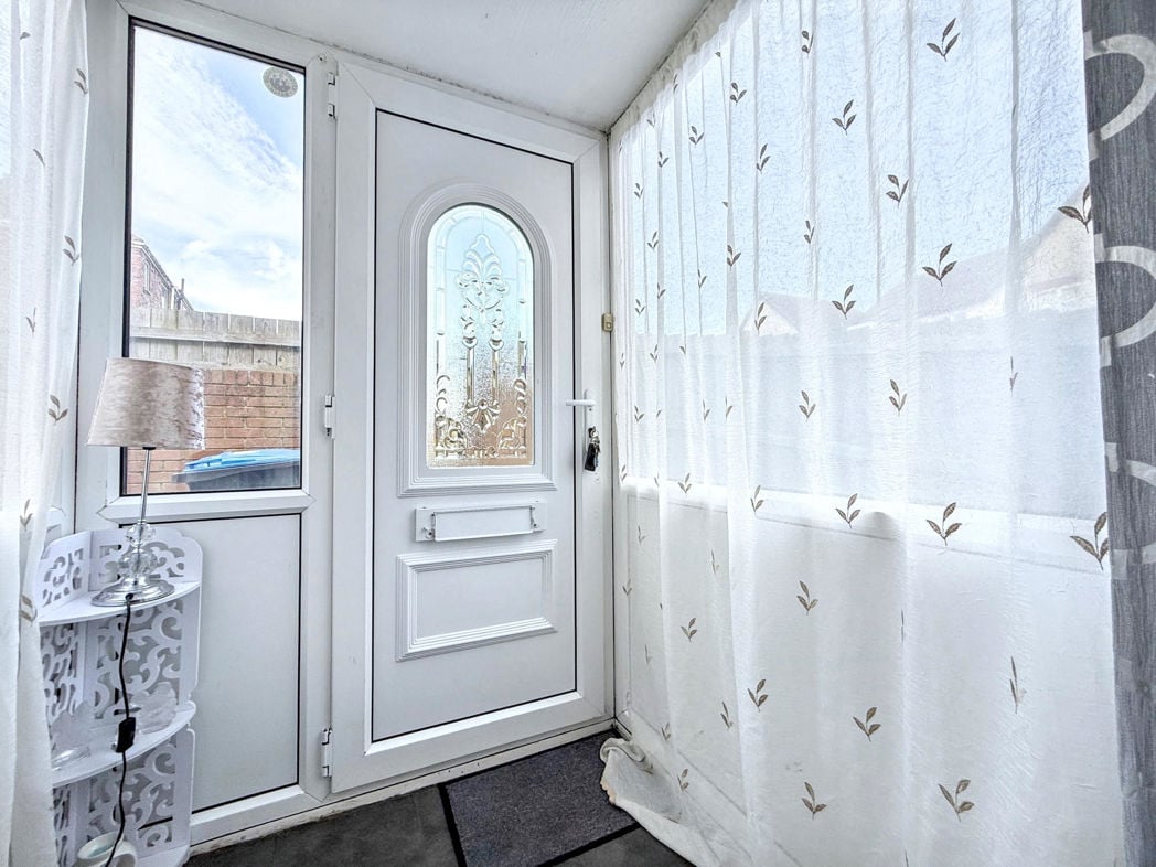 Property image 4 of 27